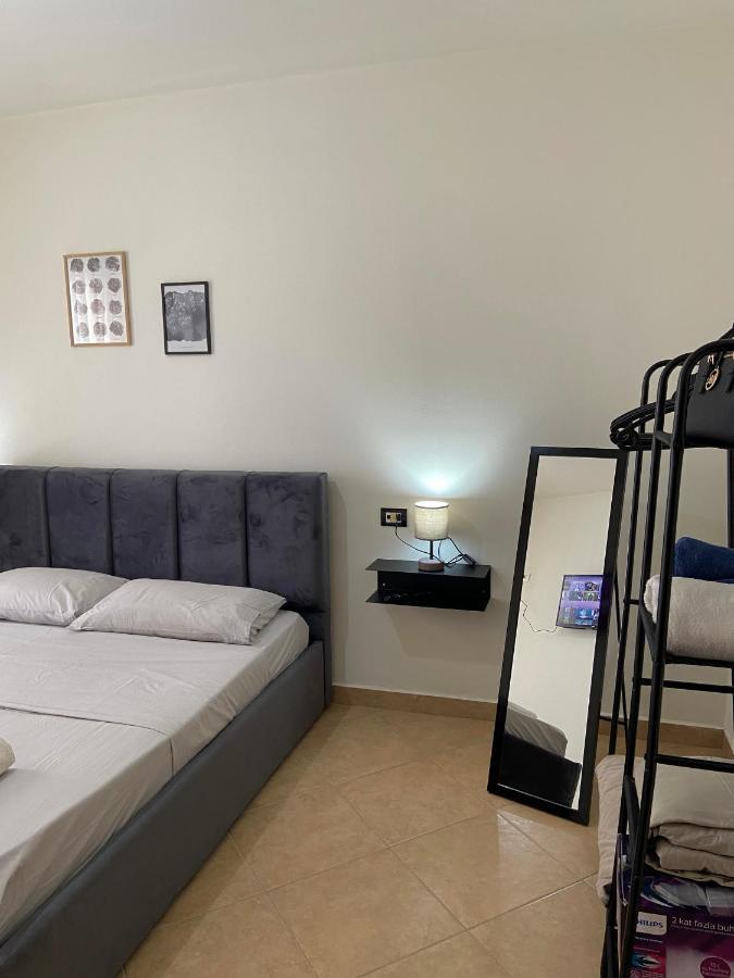 Seaside Apartment Дуррес Экстерьер фото
